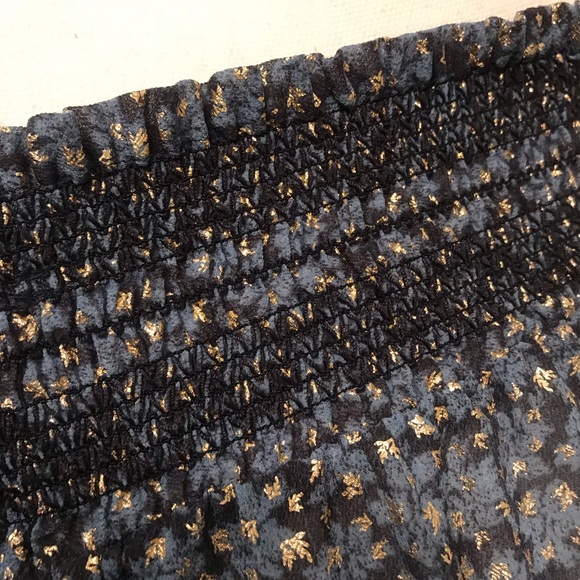 Michael by Michael Kors Off the Shoulder Blouse - Picture 6 of 7